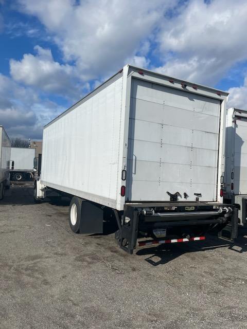 2015 Freightliner BUSINESS CLASS M2 106 - Фото 3