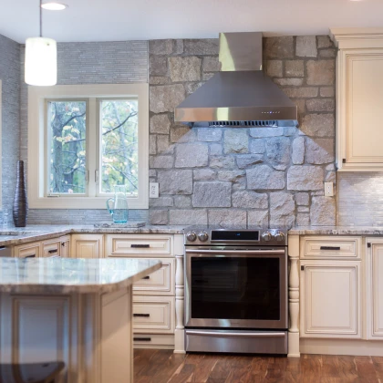 kitchen-cabinets-and-quartz-g-photo