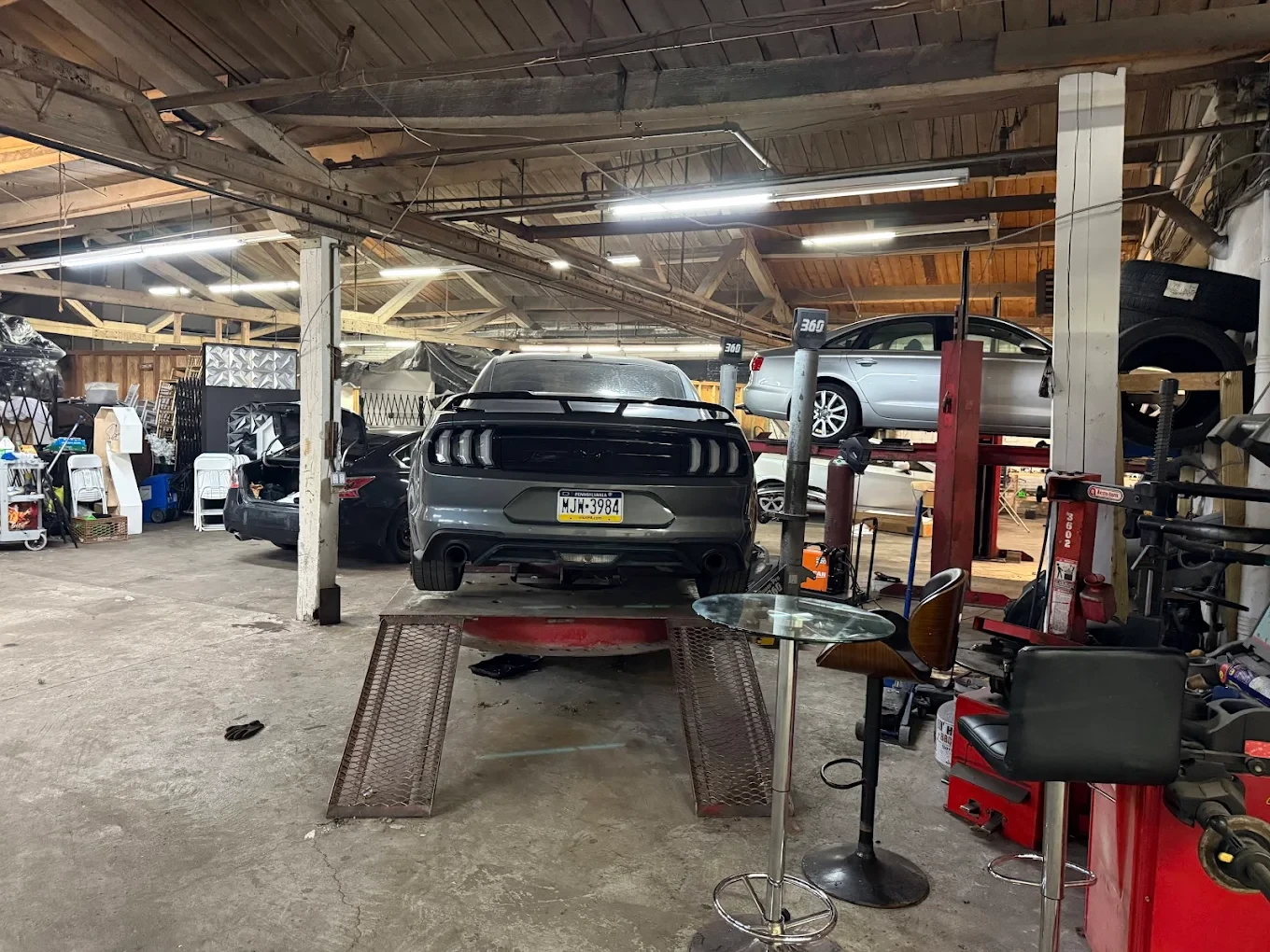 8 Cylinders Auto Repair - автосервис в Филадельфии - Фото 6