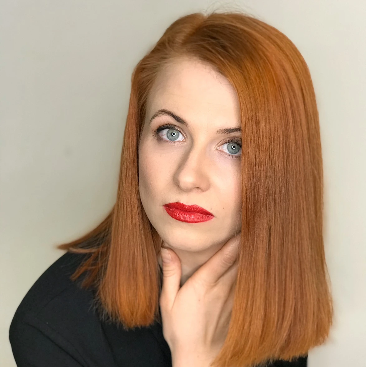 Makeup artist, hairstylist, hairdresser