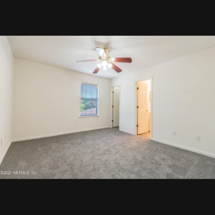 332847