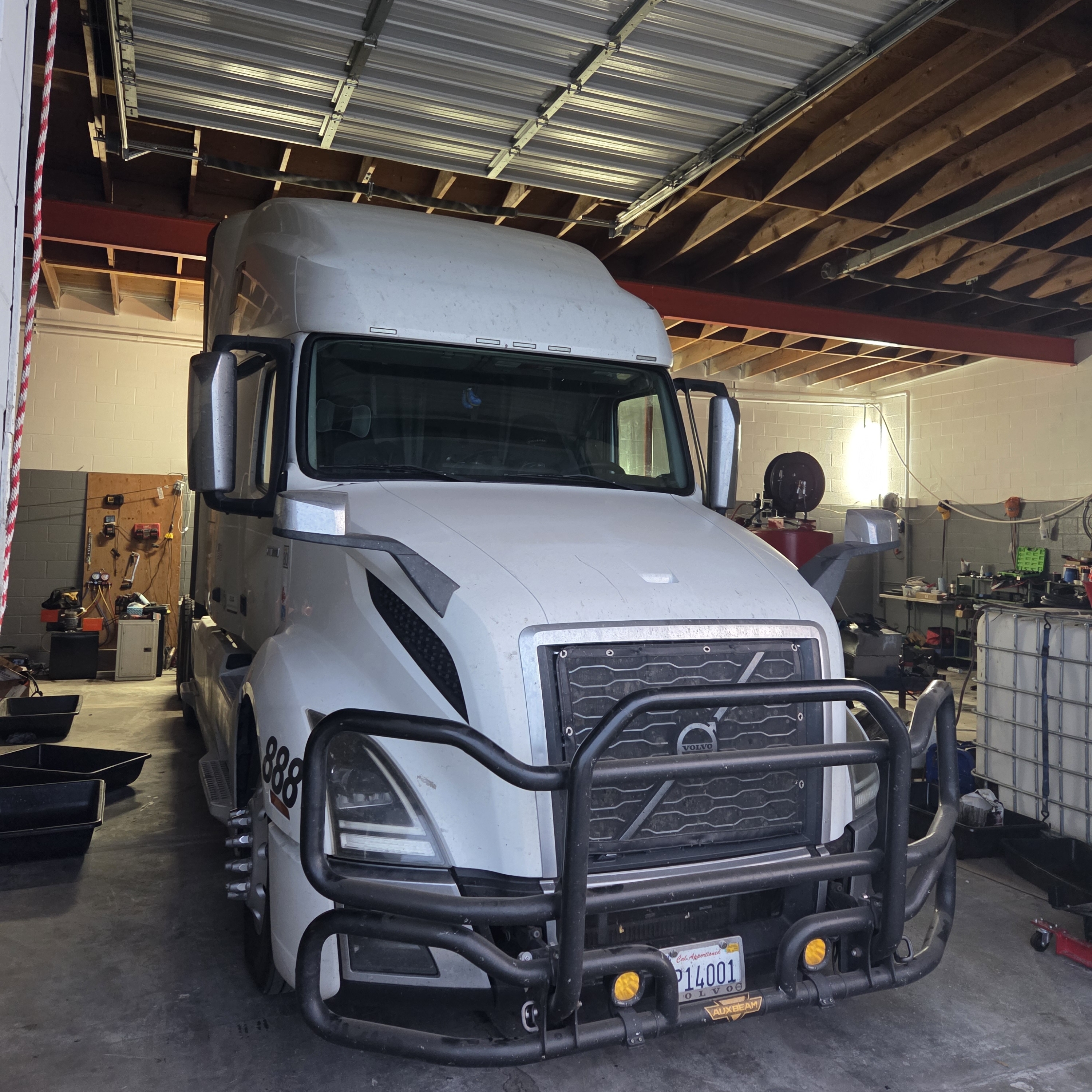 Pro Cali Truck Repair Профессиональные услуги по ремонту и обслуживанию траков с более чем 15-летним опытом работы! - Фото 3