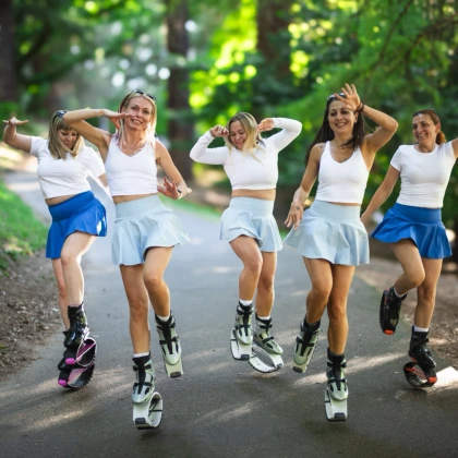 photo-kangoo-jumps-v-portlende