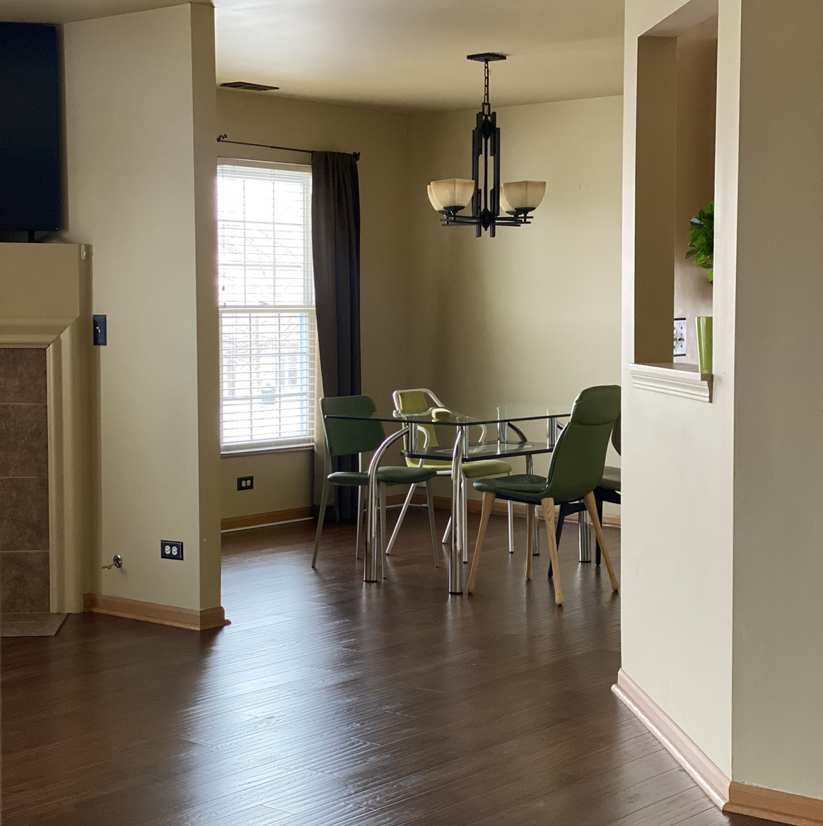 Уютная комната в Townhouse с камином в тихом и красивом месте - Фото 6