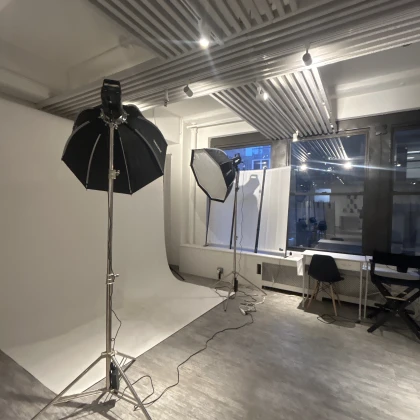 photo-prodam-modelynuyu-studiyu-na-man