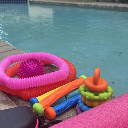 trener-po-detskomu-plavaniyu-photo