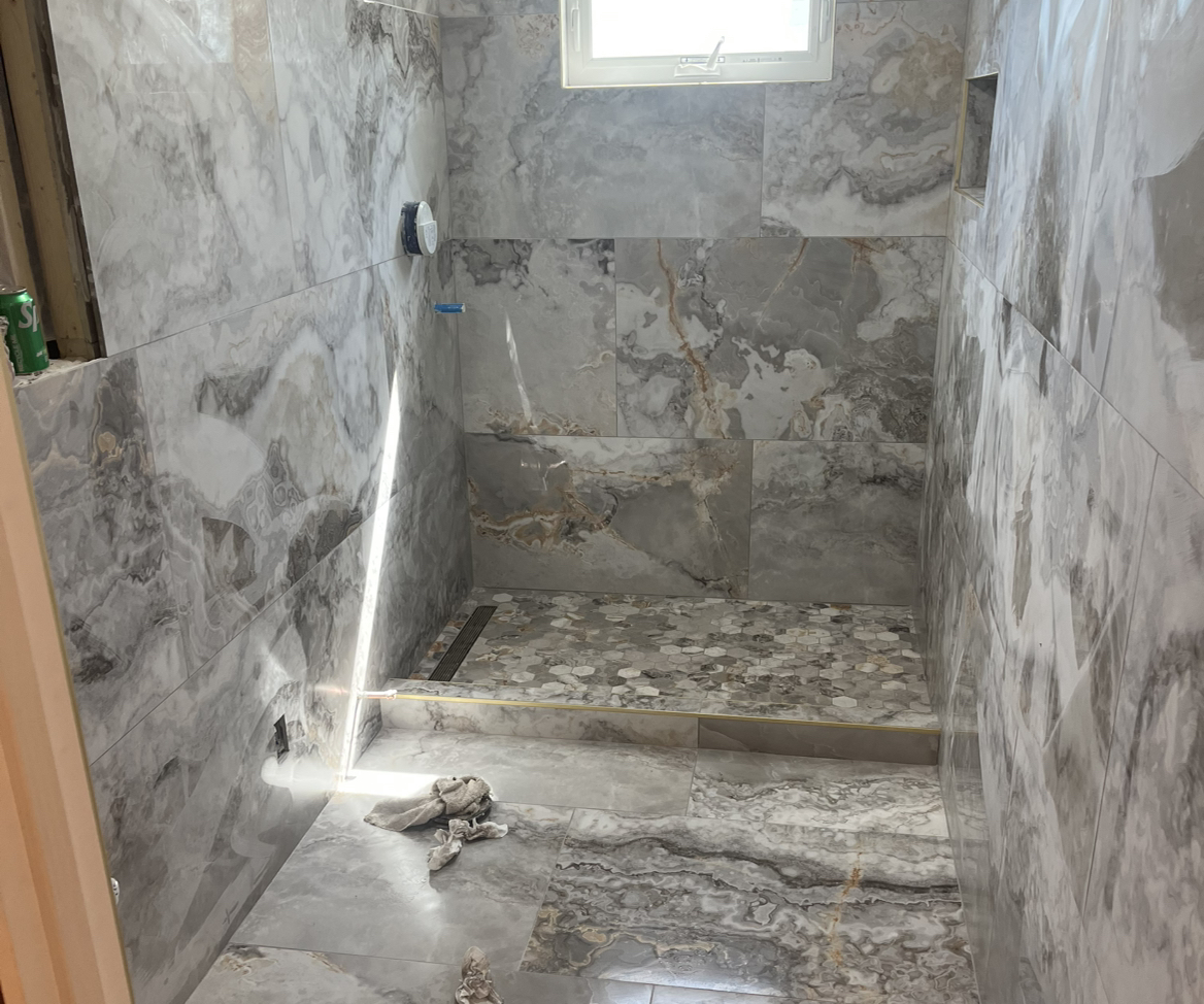 Ваш двор требует заботы и внимания? Доверьте его ремонт нашим опытным мастерам - Фото 4