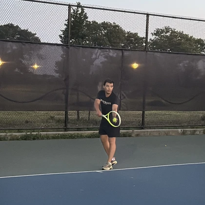 trener-po-tennisu-photo