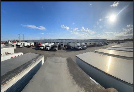 Складские помещения в аренду в Bridgeview, IL для траковых компаний - Фото 3