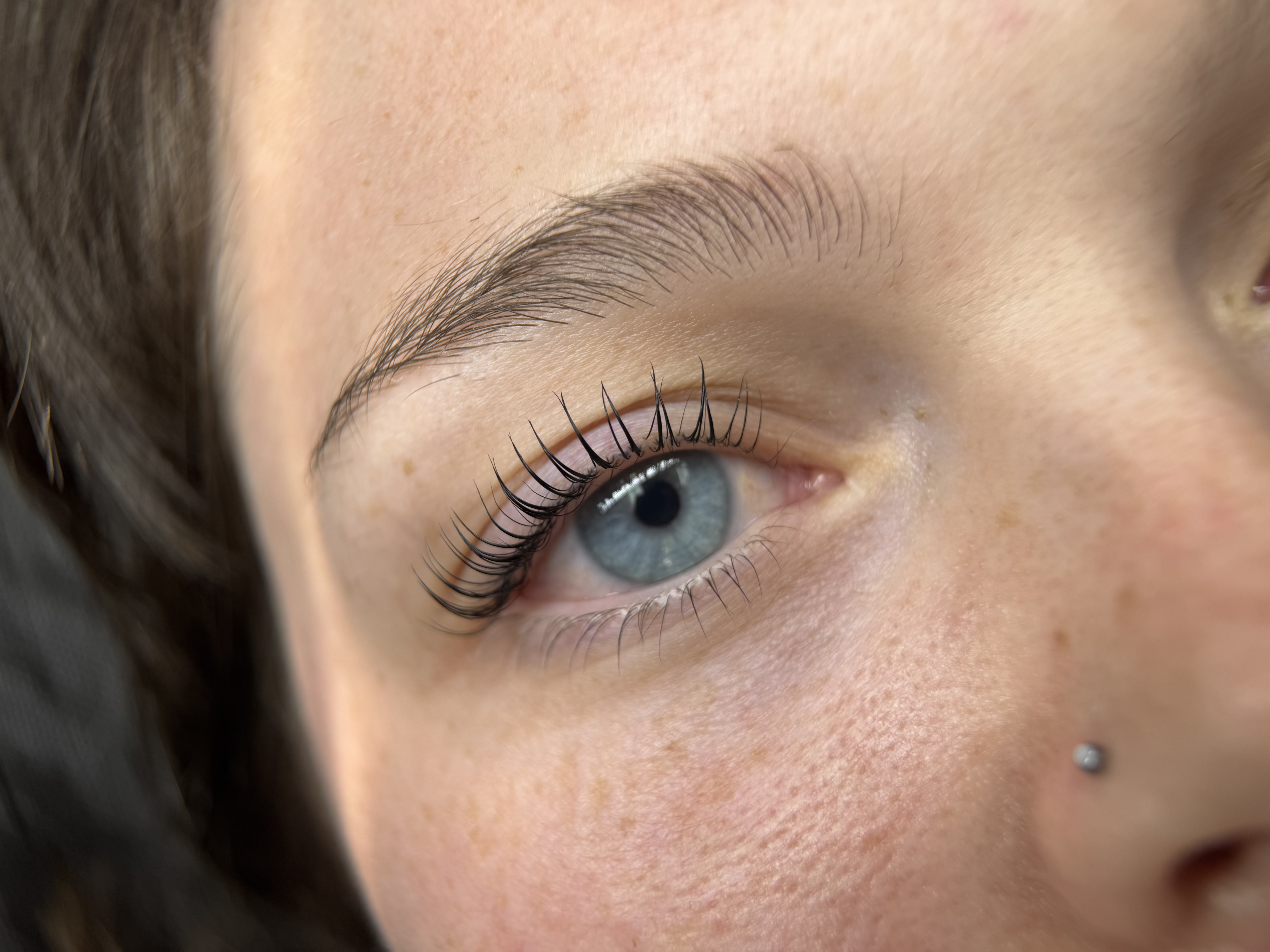 Lash extensions, lash lift, brow lamination, tint and shape - Фото 4