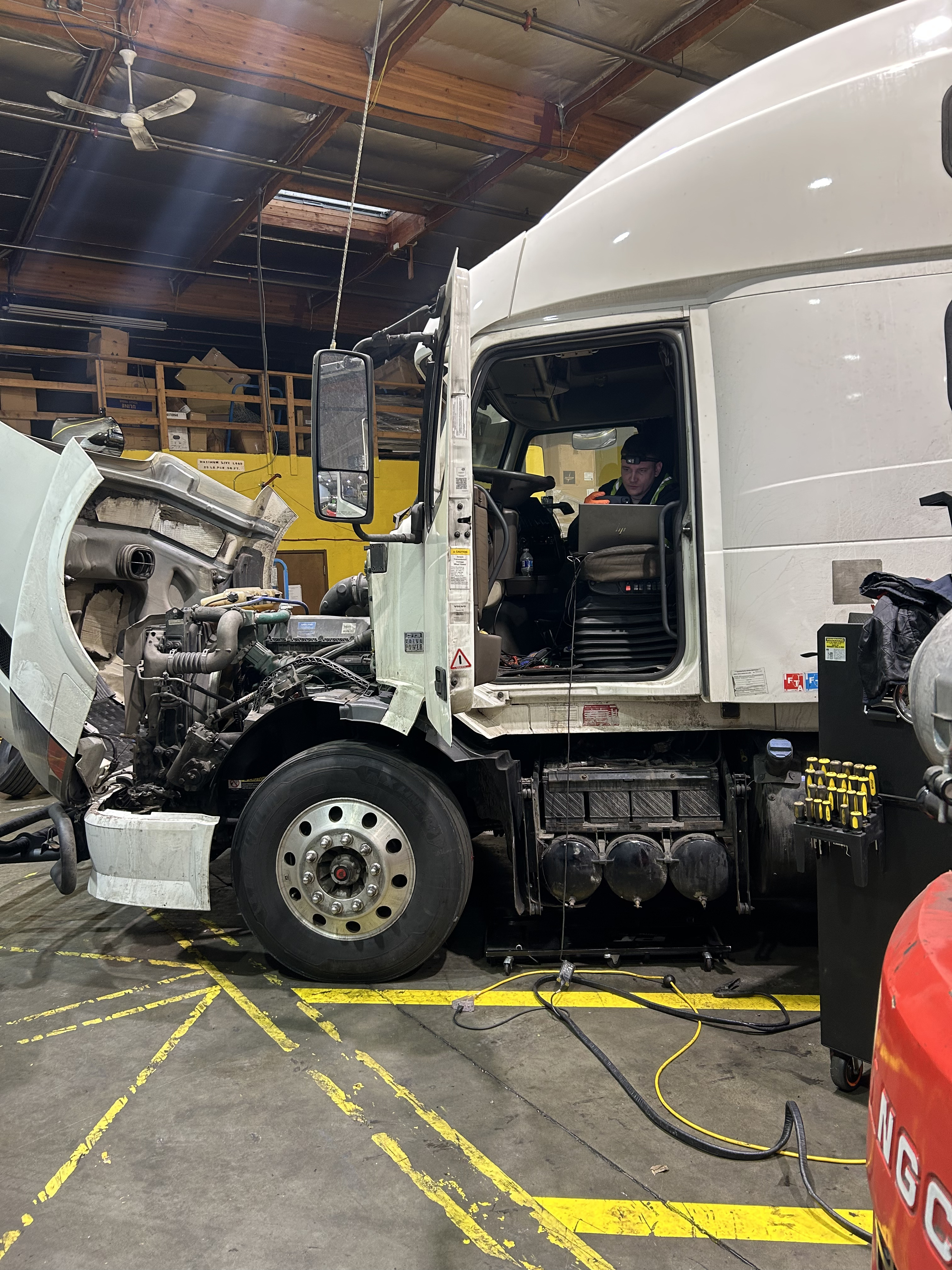 Torpedo Truck Repair – Надежный Сервис для Вашего Грузовика в Kent, WA - Фото 10