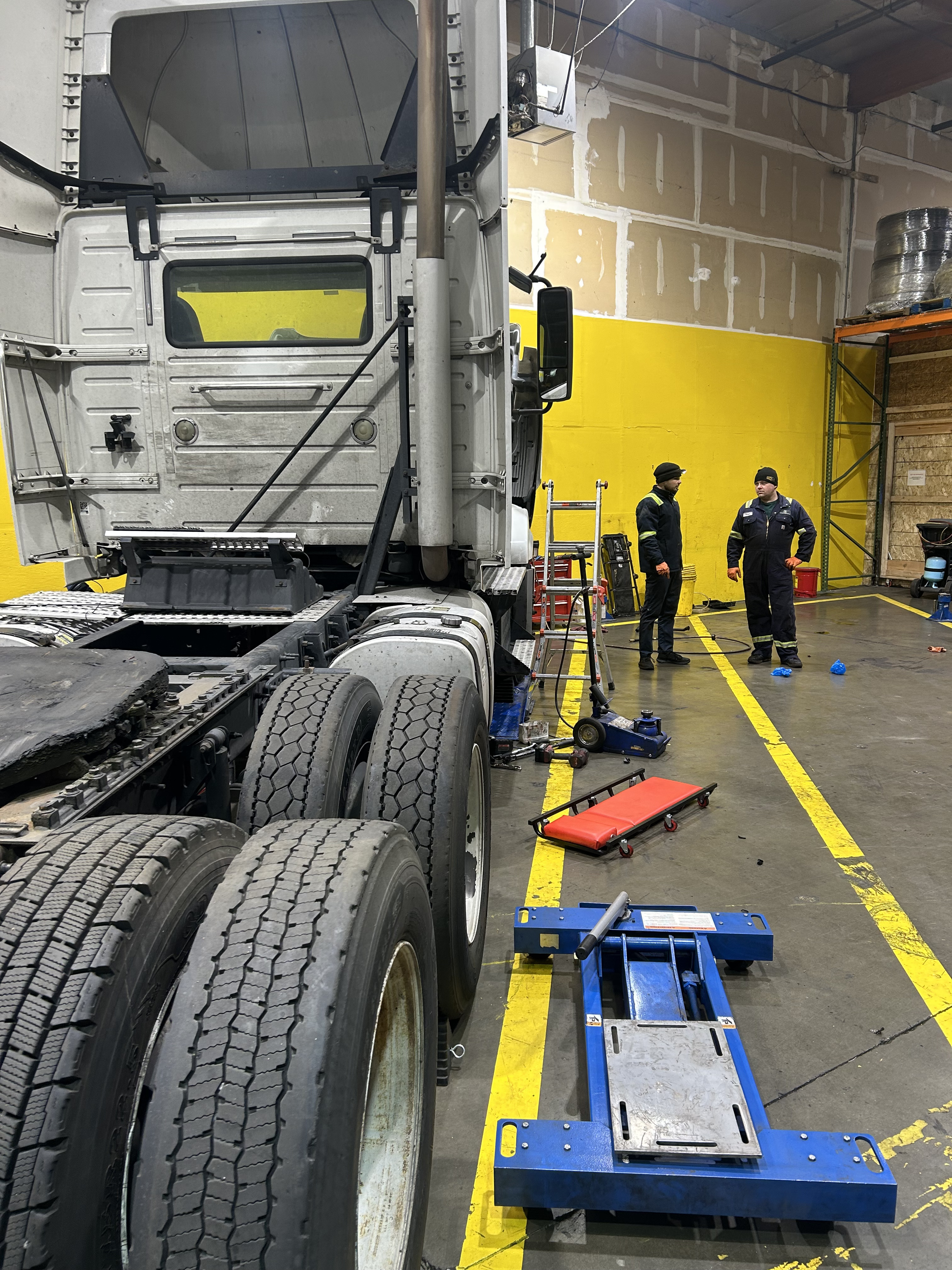 Torpedo Truck Repair – Надежный Сервис для Вашего Грузовика в Kent, WA - Фото 13