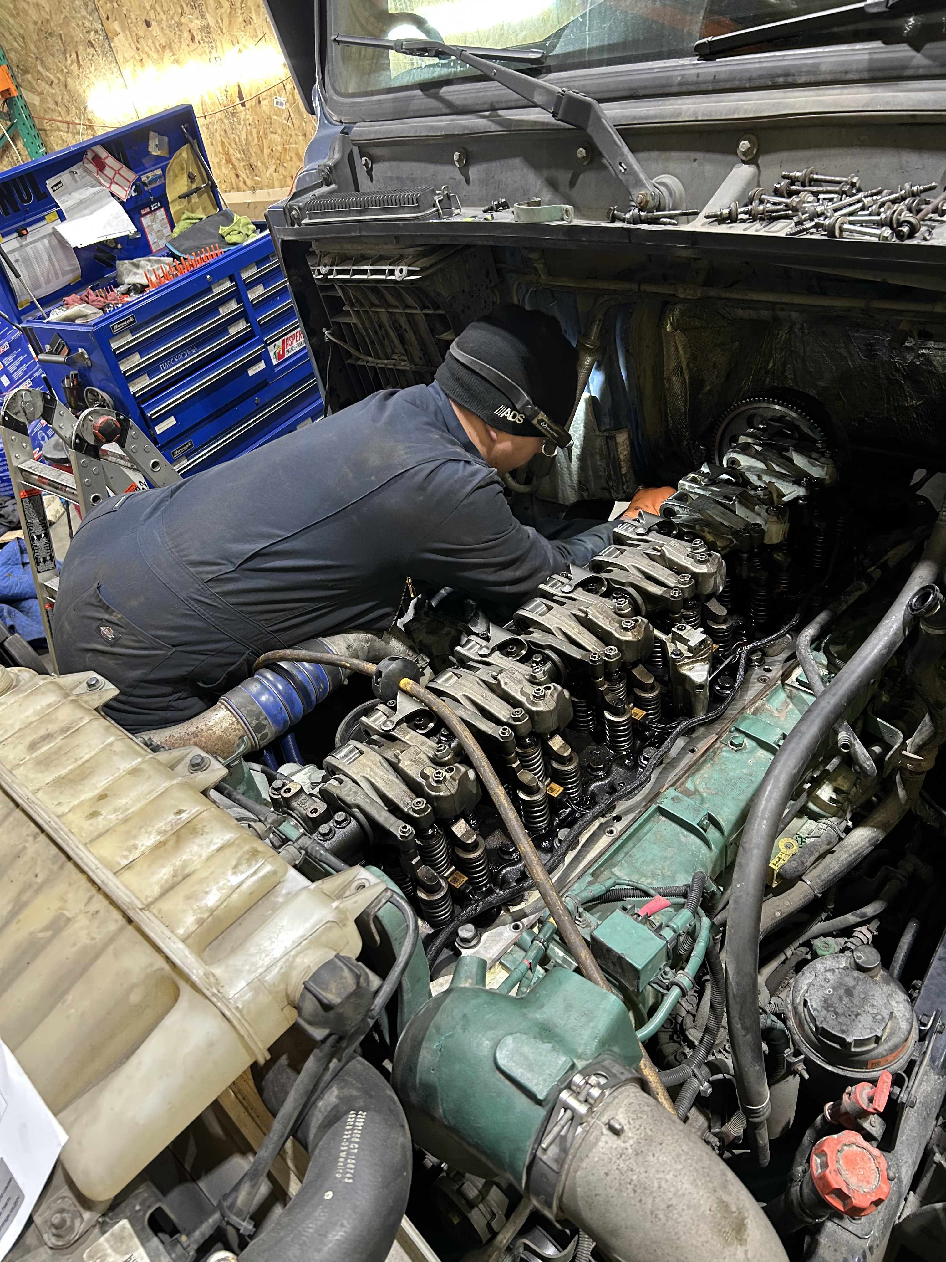 Torpedo Truck Repair – Надежный Сервис для Вашего Грузовика в Kent, WA - Фото 16
