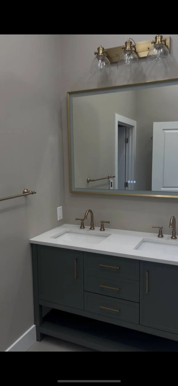 post main photo