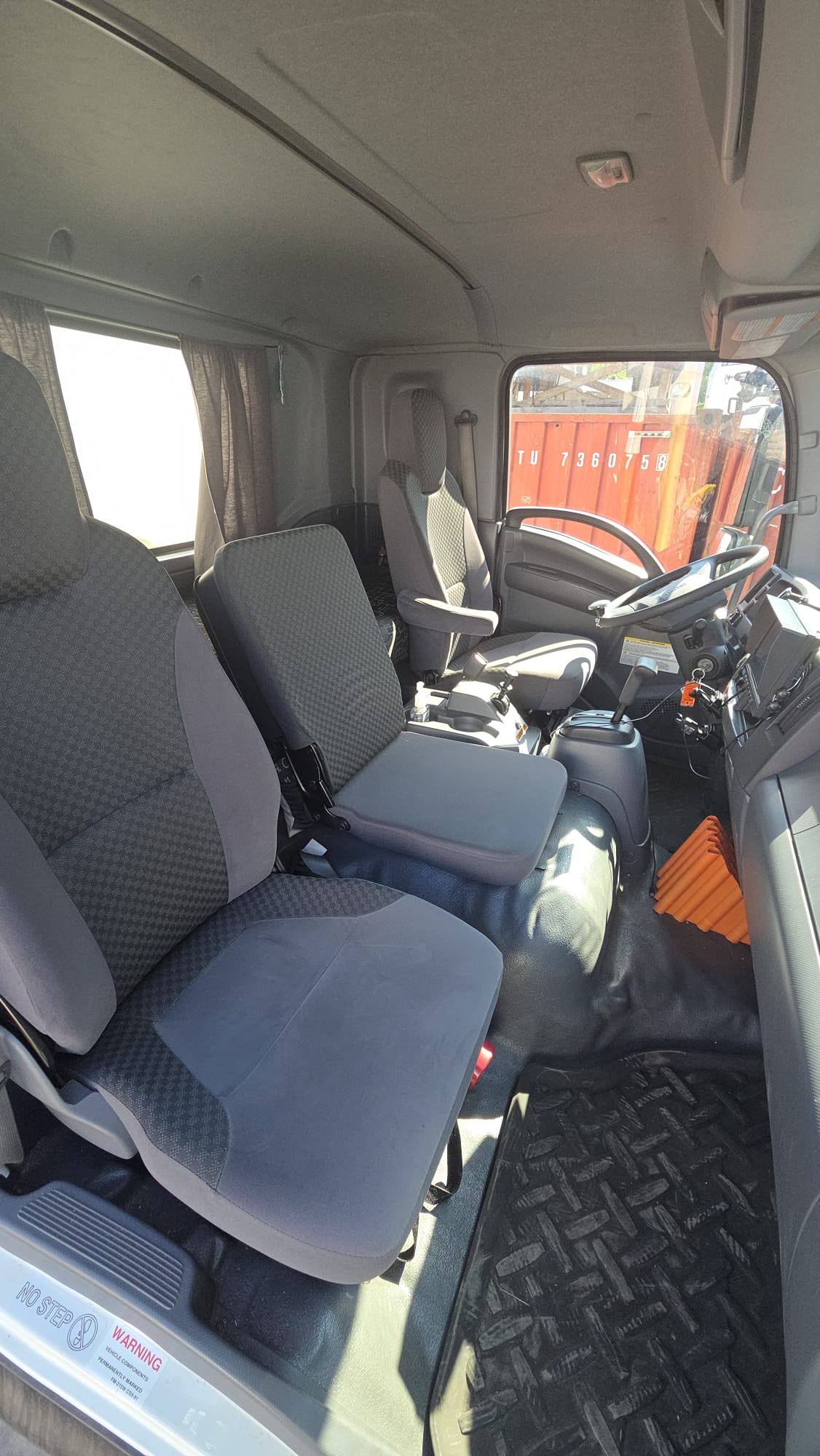 Продаётся Box Truck Isuzu FTR 2020 non CDL - Фото 5