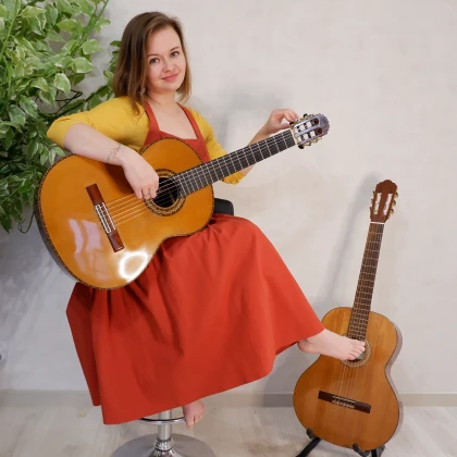 photo-olga-guitar-classes