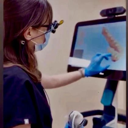photo-ananyan-dental-corporation-vasha-ulibka-na-pervom-meste