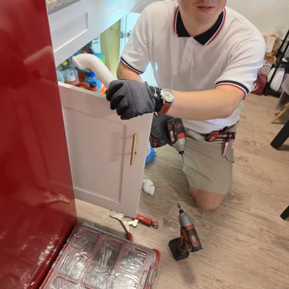 photo-reliable-local-handyman-plumbi