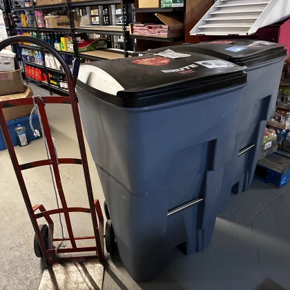 promishlenniy-musorniy-konteyne-photo