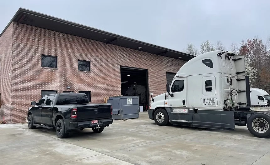 Unona Truck Repair Freightliner specialists