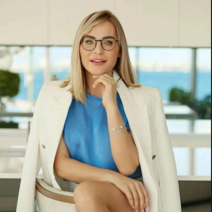 photo-irina-velichko-private-real-estate-advisor