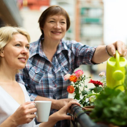 ishtu-rabotu-po-uhodu-za-pozhilim-6-photo