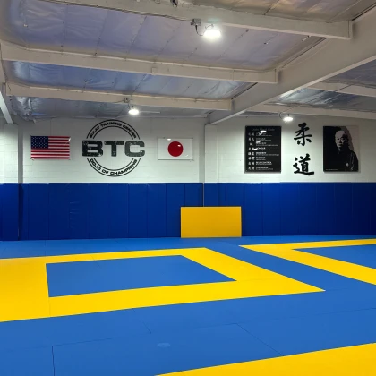 arenda-sportivnogo-zala-v-los-photo