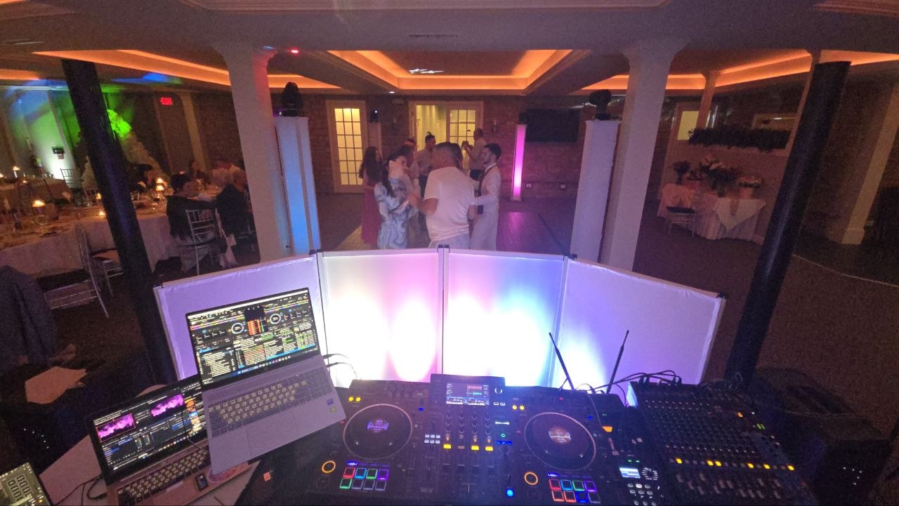 Праздник под ключ DJ, ведущий, музыканты, свет и звук - Фото 4