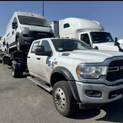 photo-sdam-pikap-trak-i-treyler-v-ar