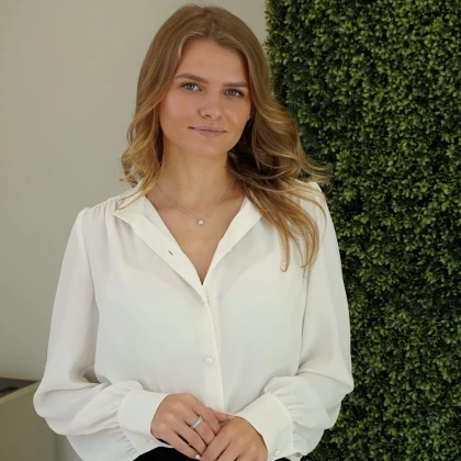 photo-svitlana-atamanchuk-real-estate-agent-at-komar