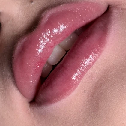 lash-extensions-and-permanent-photo