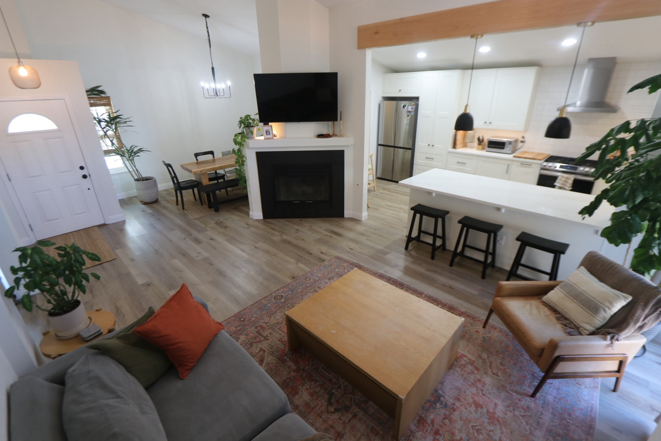 3 bedroom house in Antelope, CA - Фото 3