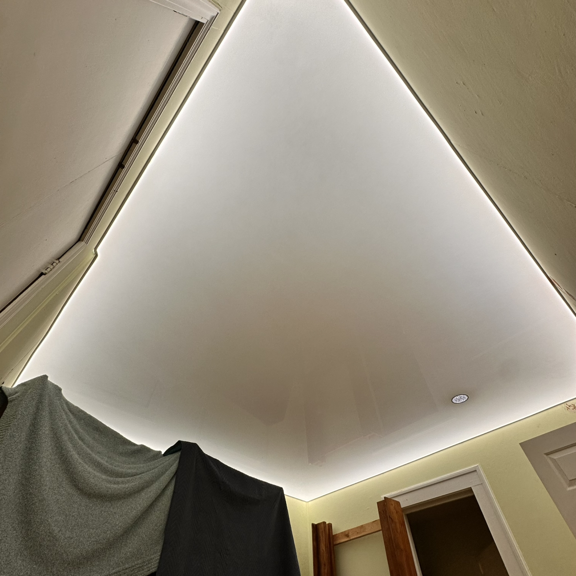Натяжні стелі Stretch ceilings - Фотографія 8