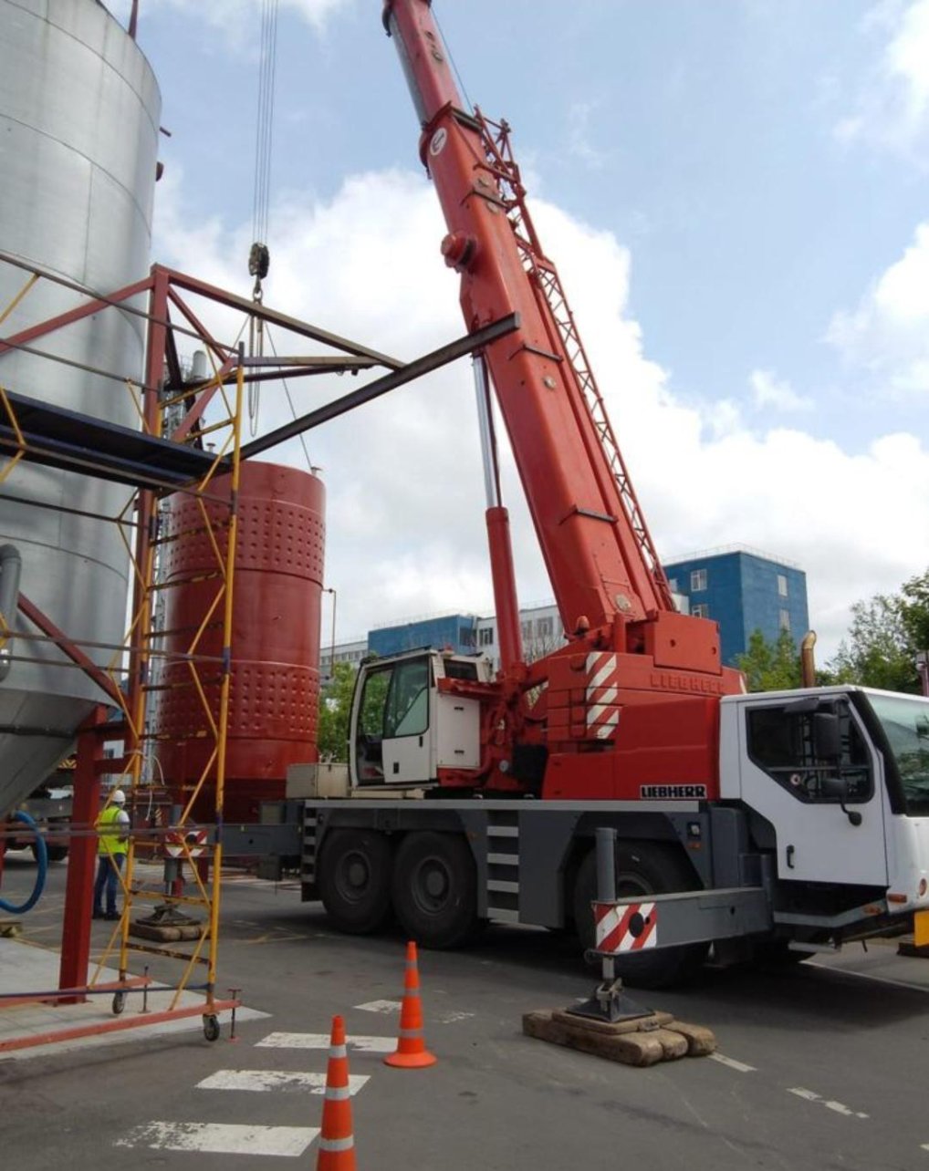 Truck crane rental 25, 32, 35, 40, 50, 60, 70, 90, 100, 120, 130, 150 tons - Фото 6