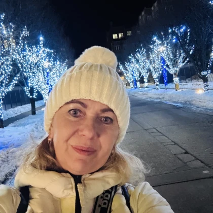 Хаускипер, администратор магазина, бейбиситер,