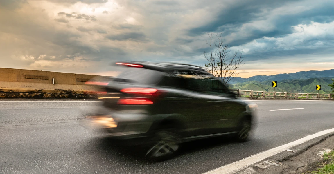 Перевищення швидкості: які негативні наслідки, чи слід оплачувати штраф або звертатися до суду?