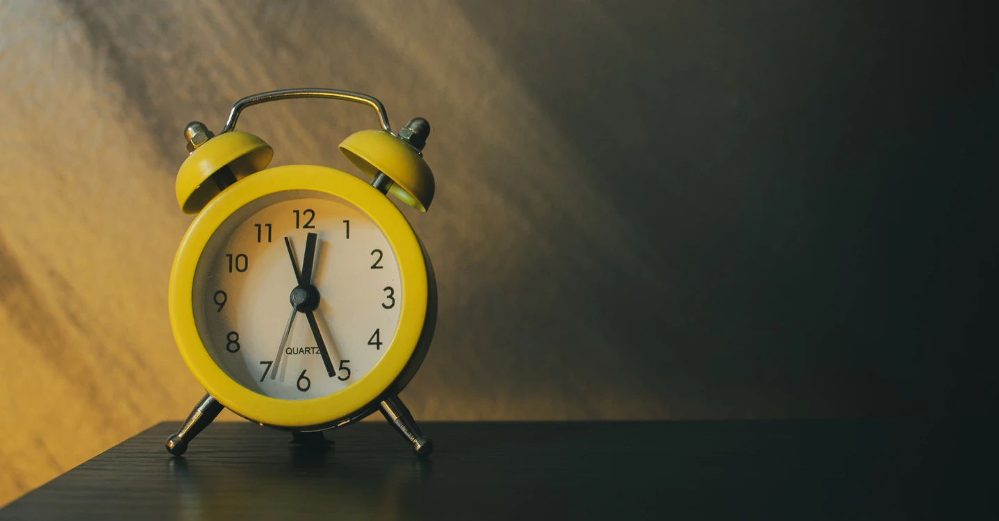 Коли переводять годинник в США? Усе, що потрібно знати про літній і зимовий час у Штатах 