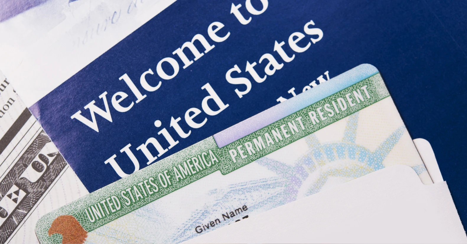 Лотерею грін-карт у США призупинили: що це означає для учасників і тих, хто мріє про імміграцію