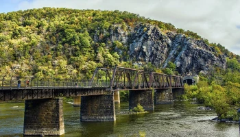 James River Bridge закрыт до вторника