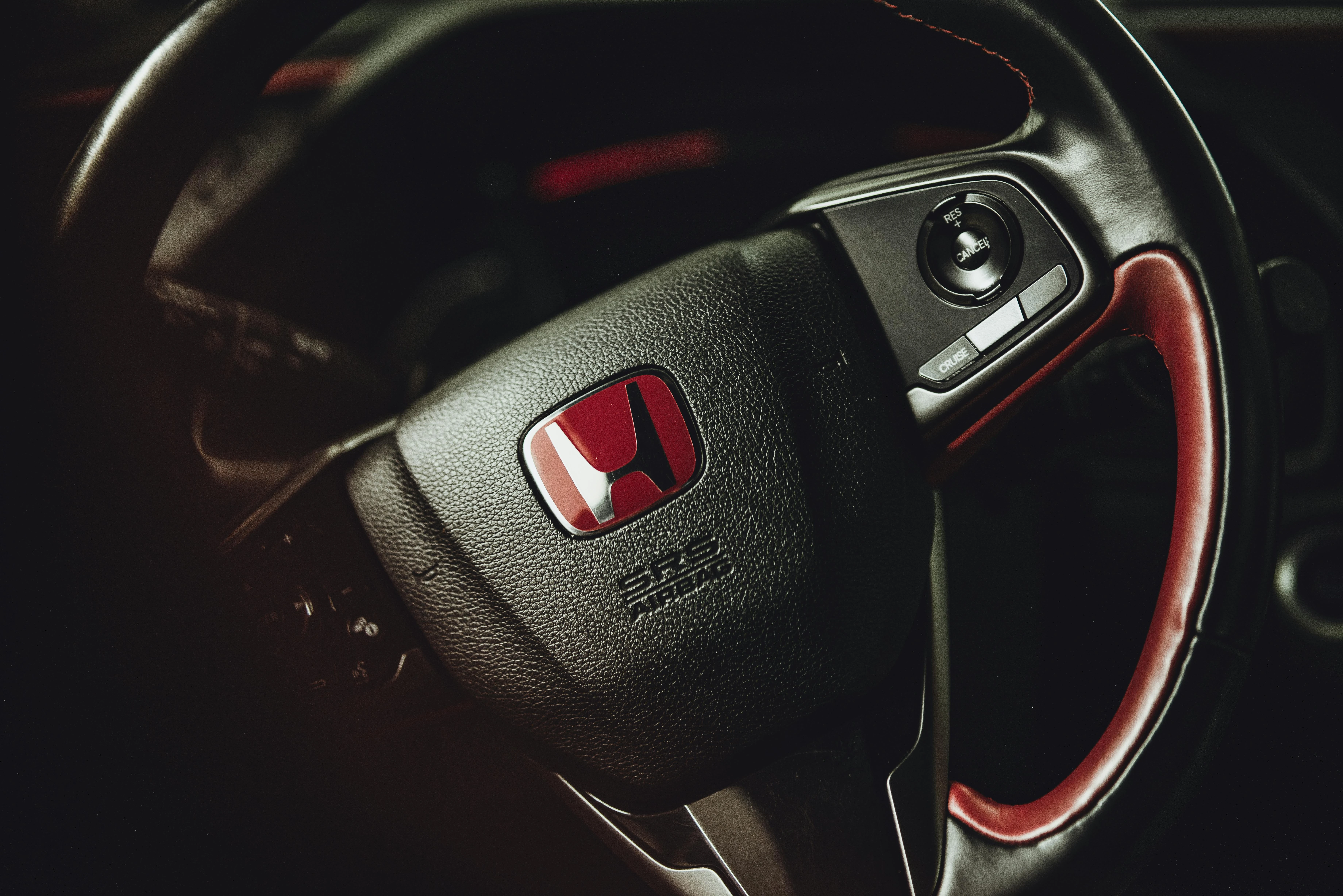 Honda терміново відкликає сотні тисяч авто через ризик пожежі