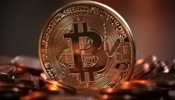 Биткойн подорожал до 50 000 долларов