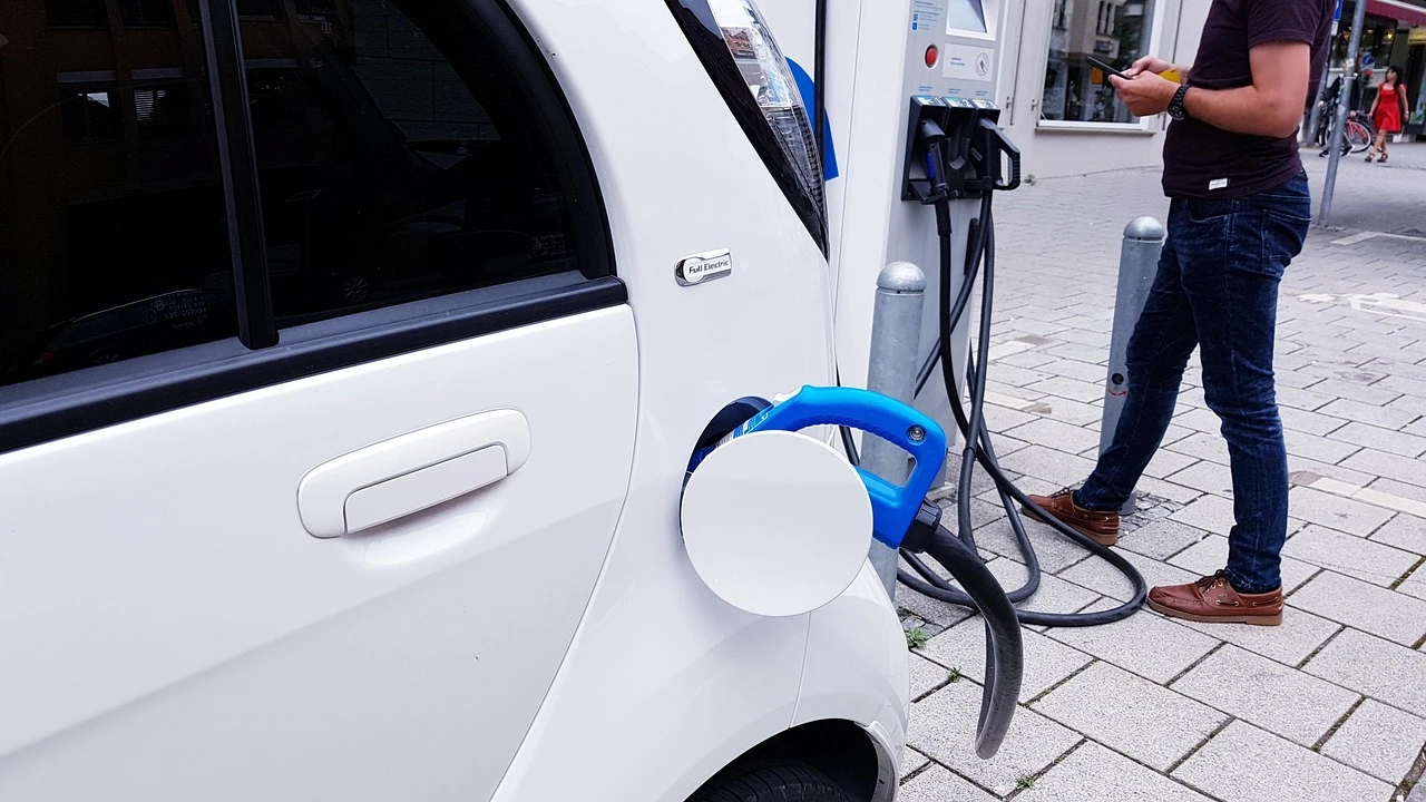 Volvo и Greenlane расширяют сеть зарядок для электромобилей в Калифорнии