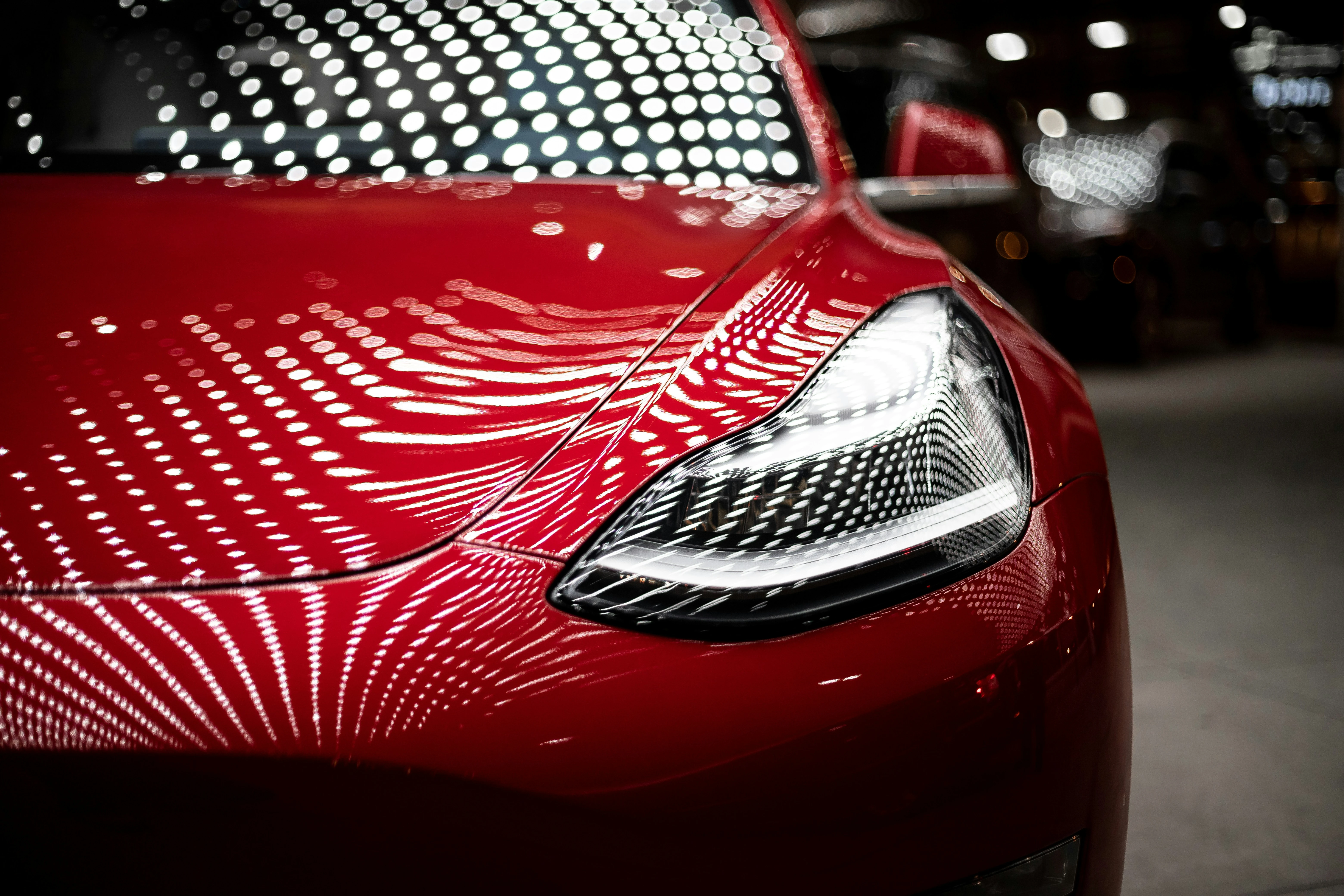 Tesla утратила лояльность после того, как Маск поддержал Трампа