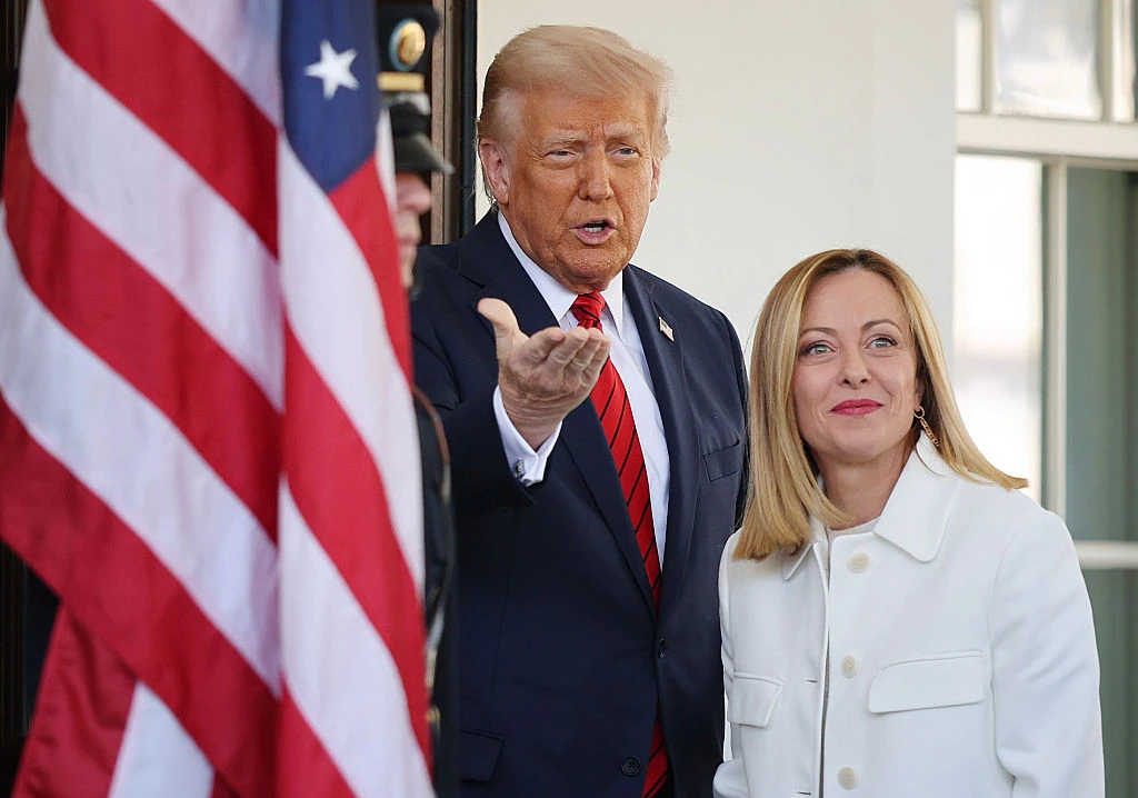 Трамп резко раскритиковал Мелони и Папу римского
