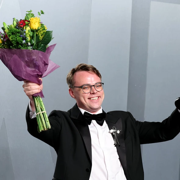 main-photo
