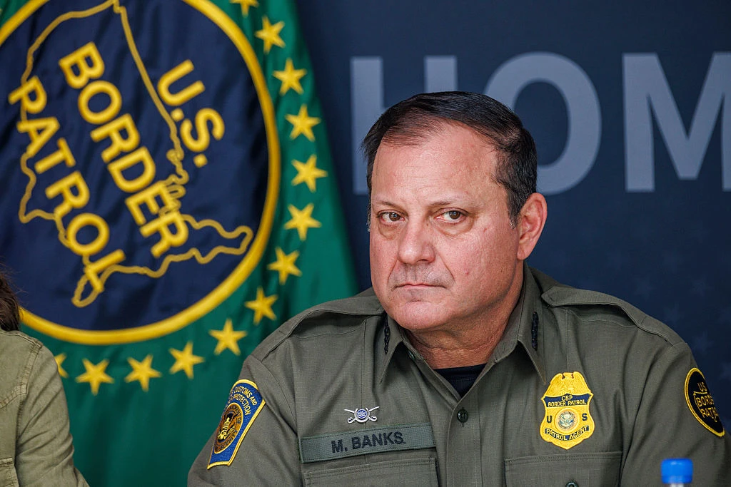 Глава Пограничного патруля уходит в отставку