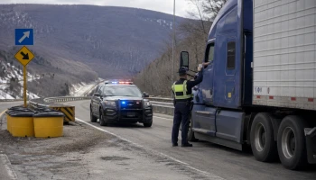 Полиция Пенсильвании начала новые рейды против грузовиков на опасных горных участках