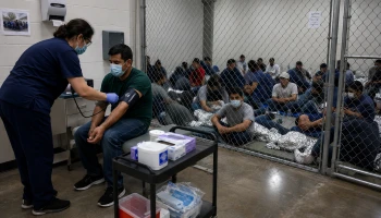 От рака до тяжелых инфекций: задержанные в ICE рассказали о проблемах с лечением