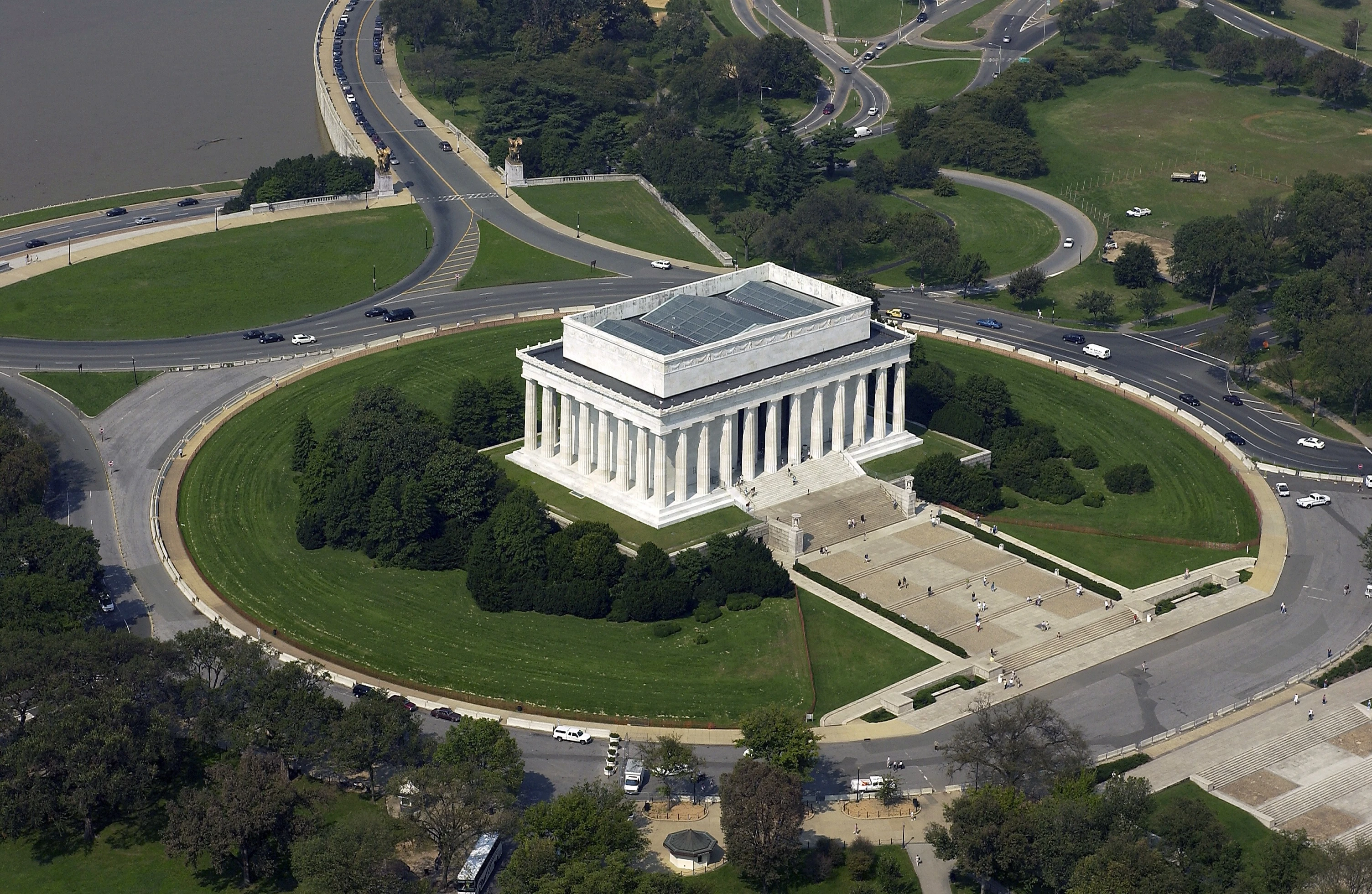 Трамп намерен построить «Trump Promenade» у Мемориала Линкольна