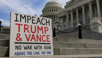 Офицеру ВВС США предъявили 10 обвинений после призывов к импичменту Трампа из-за войны с Ираном